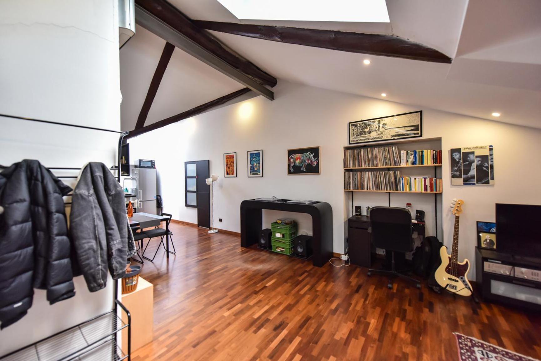 Modern Apartment Piazza Statuto Porta Susa Fs Torino Eksteriør bilde