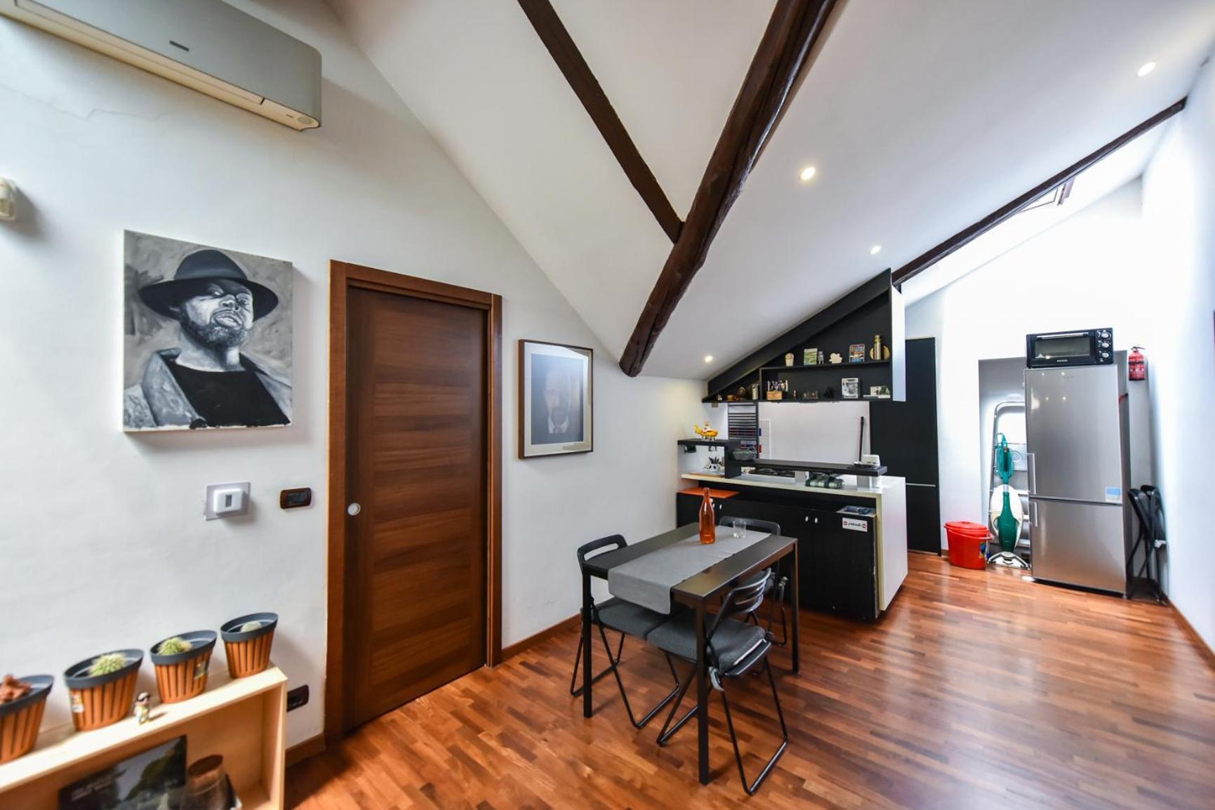 Modern Apartment Piazza Statuto Porta Susa Fs Torino Eksteriør bilde