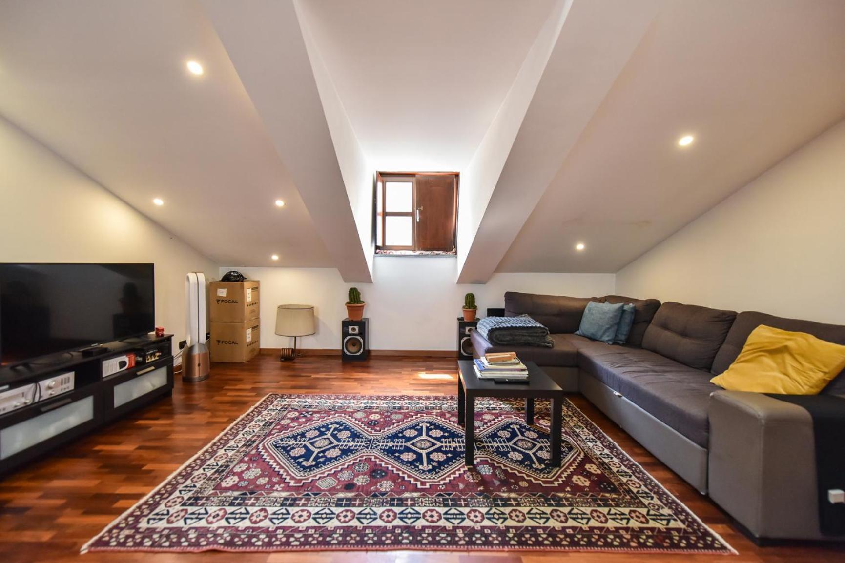 Modern Apartment Piazza Statuto Porta Susa Fs Torino Eksteriør bilde