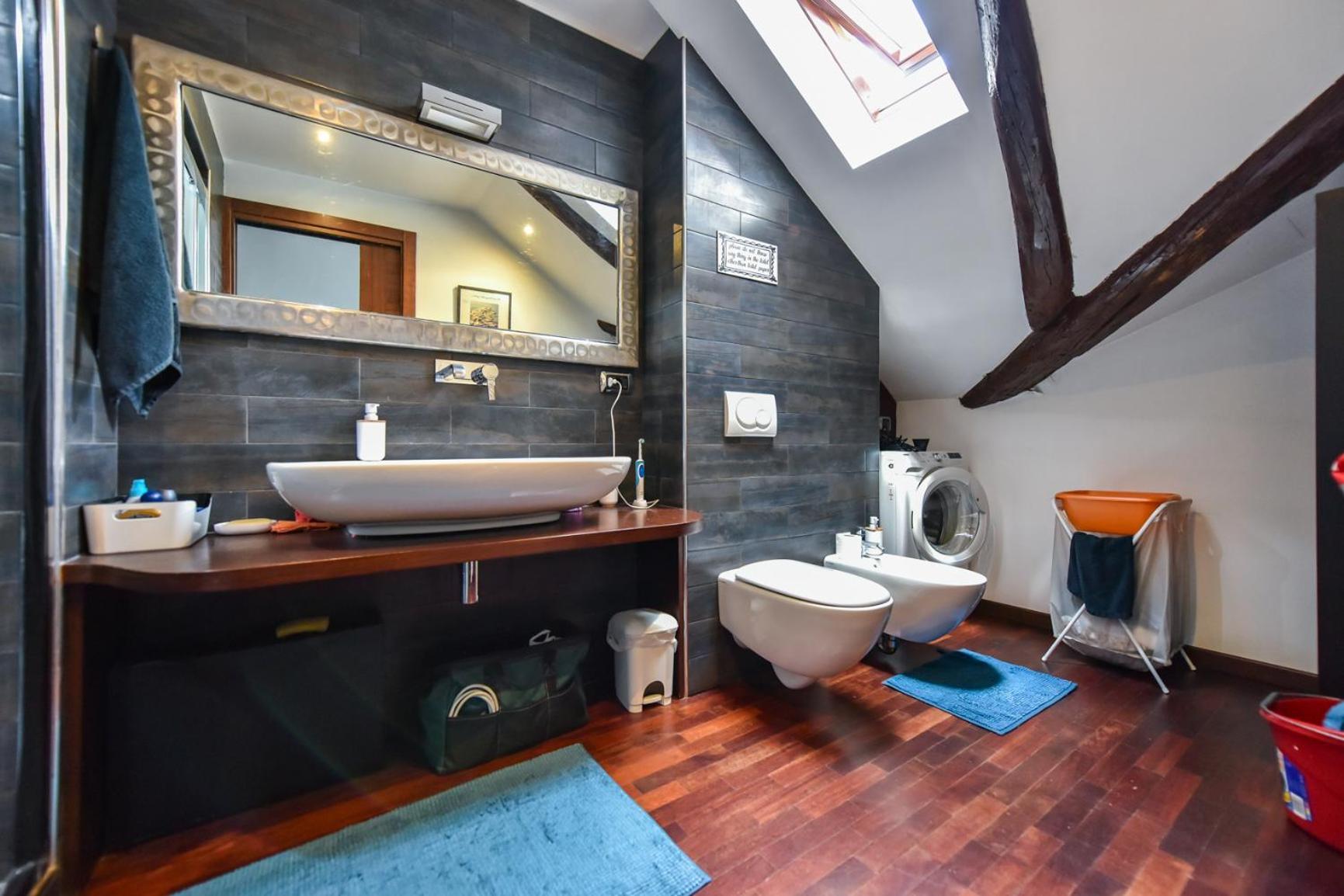 Modern Apartment Piazza Statuto Porta Susa Fs Torino Eksteriør bilde