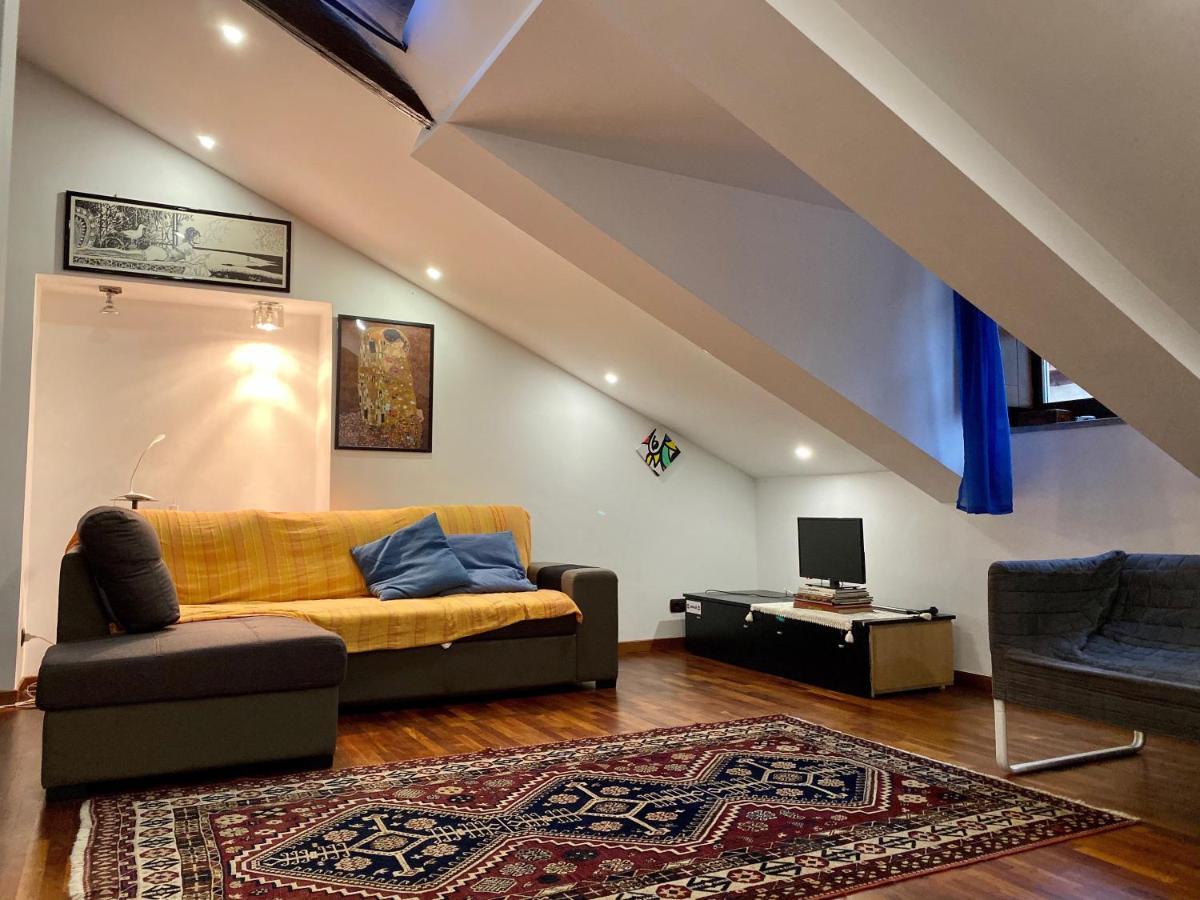 Modern Apartment Piazza Statuto Porta Susa Fs Torino Eksteriør bilde