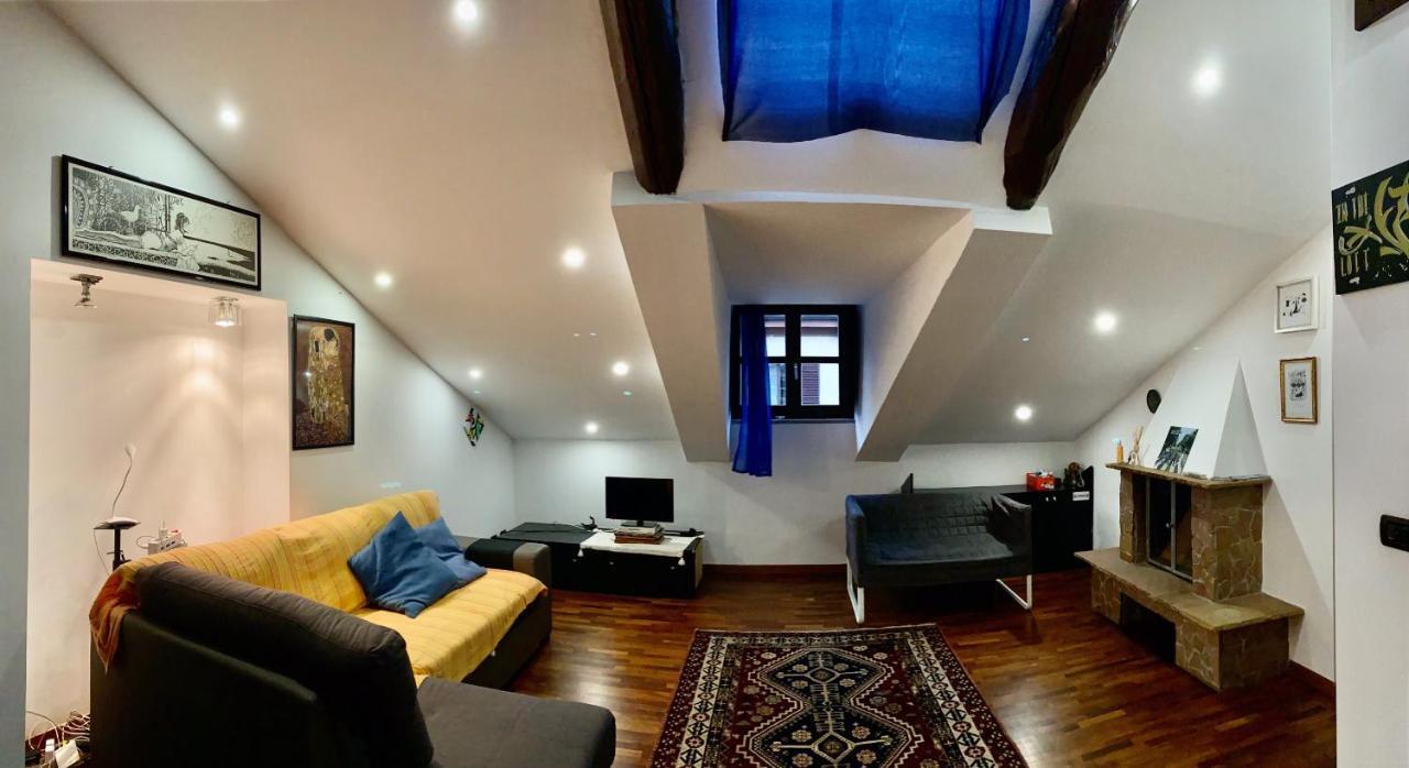 Modern Apartment Piazza Statuto Porta Susa Fs Torino Eksteriør bilde